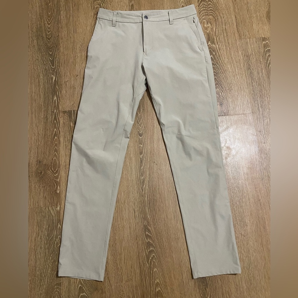 Men’s Lululemon Khaki Pants